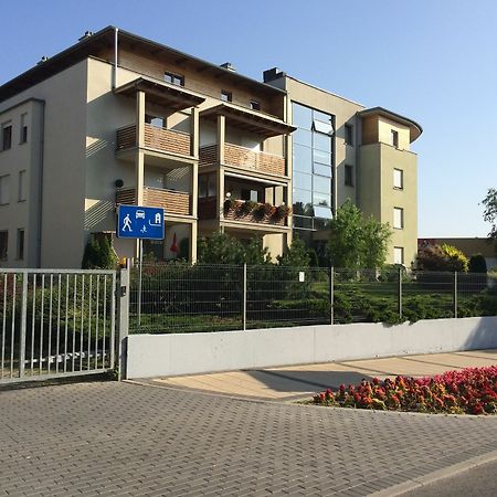 Apartament Pod Sosnami Stolpmünde Exterior foto